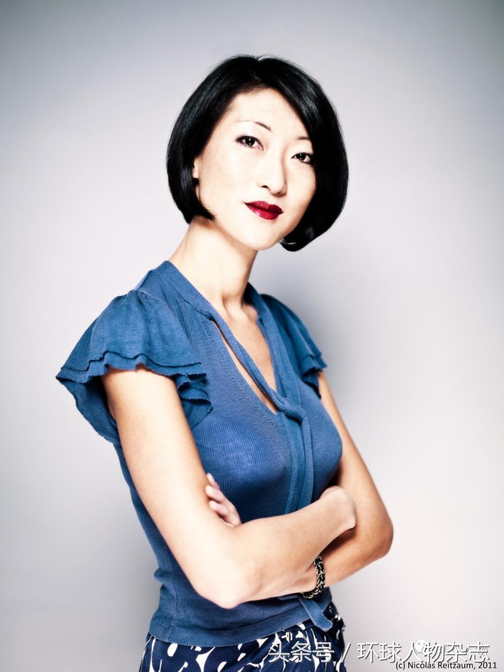 她曾是韩国弃婴，逆袭成法国部长，单眼皮、宽脸庞，美得独特