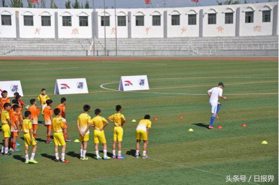 安踏培训支持,安踏乡村体育教师培训计划