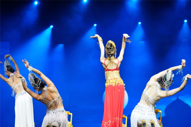 带着宝贝去旅行，遇见三亚遇见海