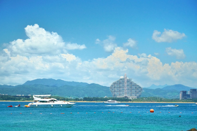 带着宝贝去旅行，遇见三亚遇见海