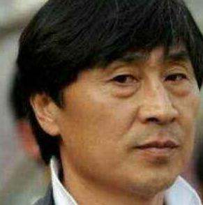 中国足球20年往事：他被教练点名踢假球，时任足协主席这样回忆