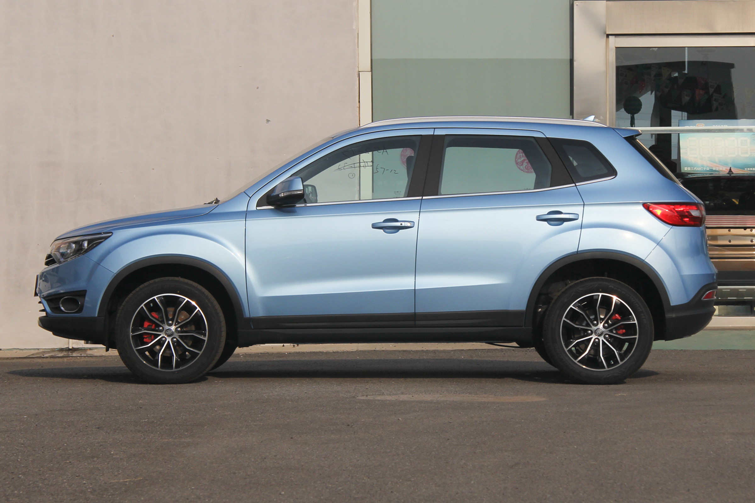 森雅r7的测评,一汽森雅r7怎么样到底好不好