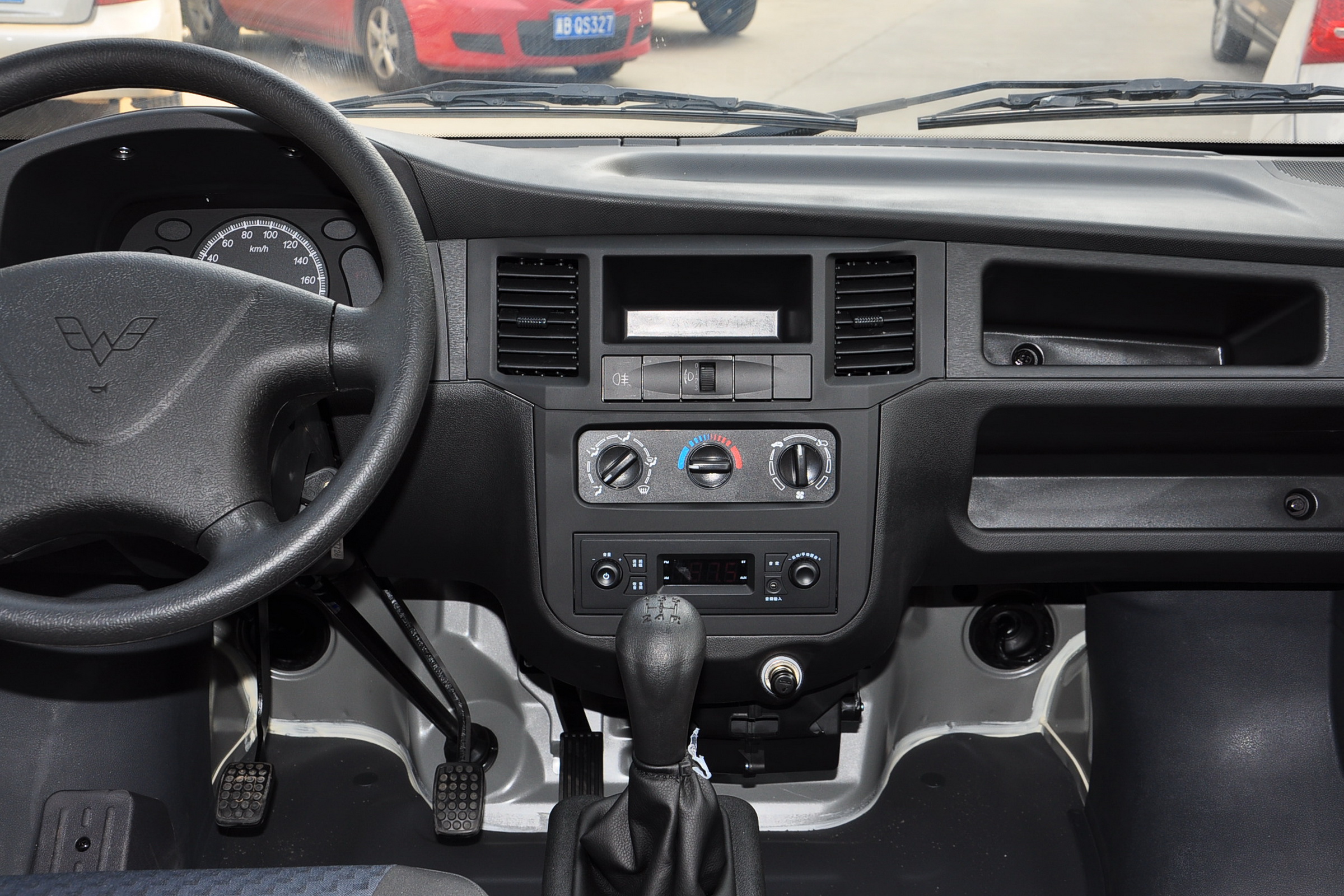 五菱之光便宜出售,五菱之光最便宜1000多