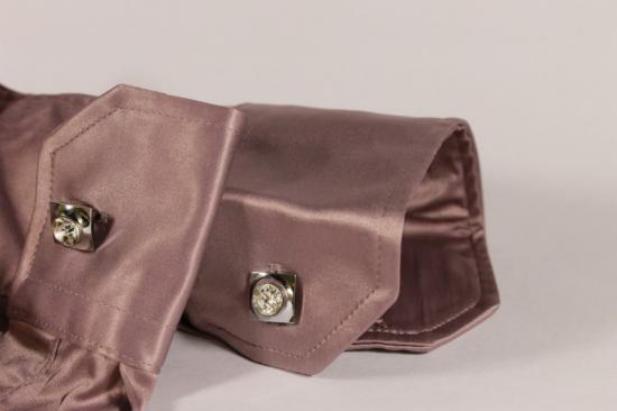 洗真丝的衣服用什么洗涤液洗啊,真丝怎么洗能洗干净