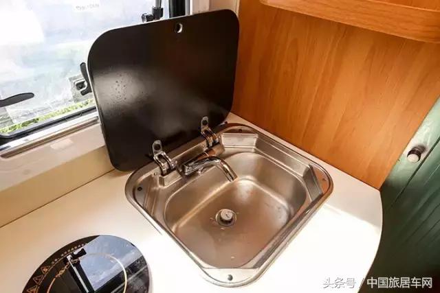 上汽大通maxusrv80型房车原厂,大通rv80b型房车原厂