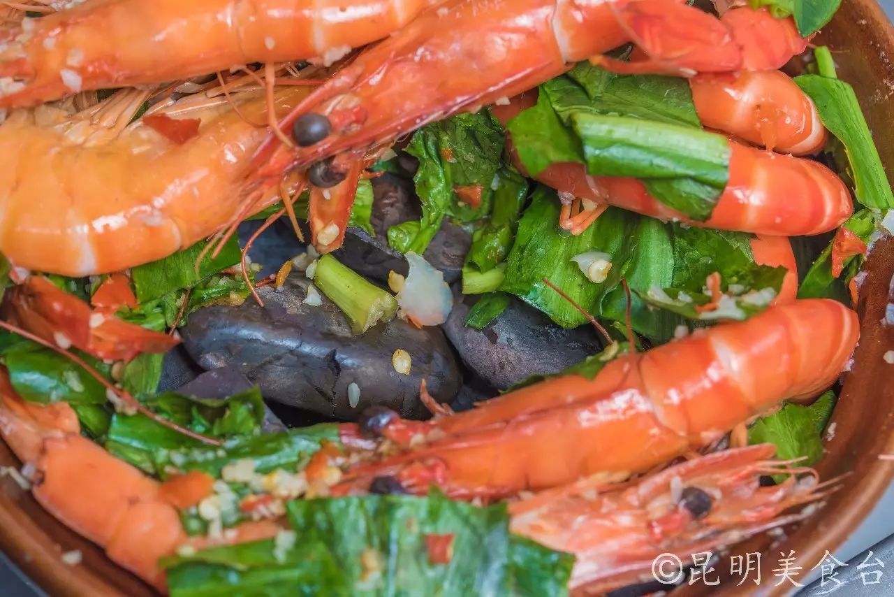 昆明每天蘸水500份的羊肉馆,昆明排名前十烧烤