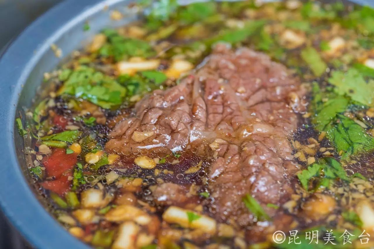 昆明每天蘸水500份的羊肉馆,昆明排名前十烧烤