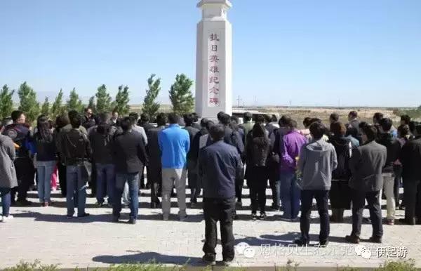 沙漠徒步穿越恩格贝,恩格贝沙漠千人徒步