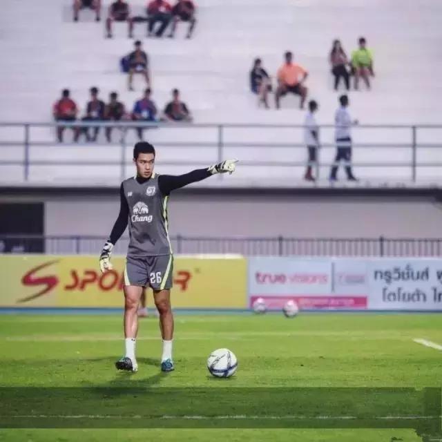 足球肌肉帅哥,足球运动员肌肉top10