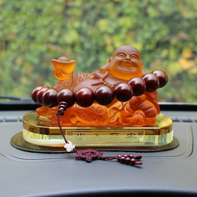 小车里适合放什么保平安摆件,汽车摆件老司机