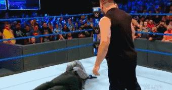 老麦头破血流,wwe老麦头破血流