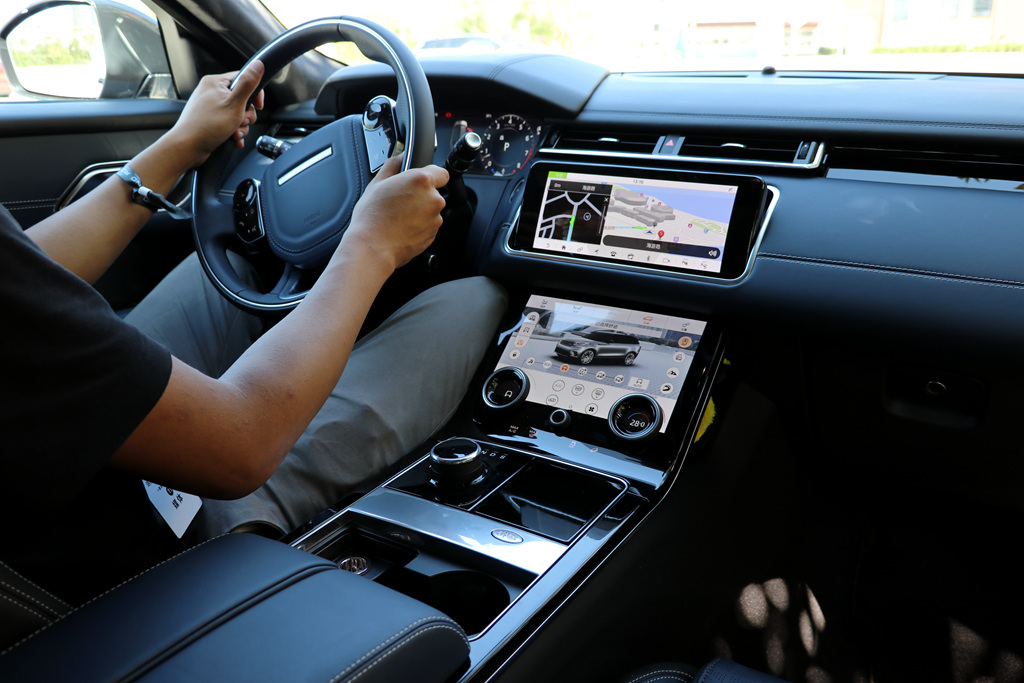 第一人称试驾路虎揽胜星脉,新一代路虎揽胜星脉试驾视频