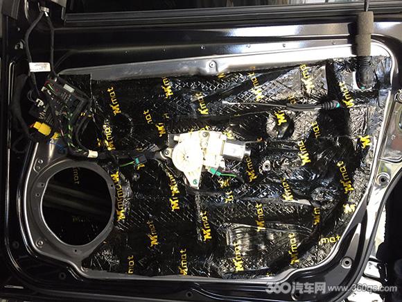 完胜原车自带的哈曼卡顿！奔驰GLK300改装魔乐歌HD6
