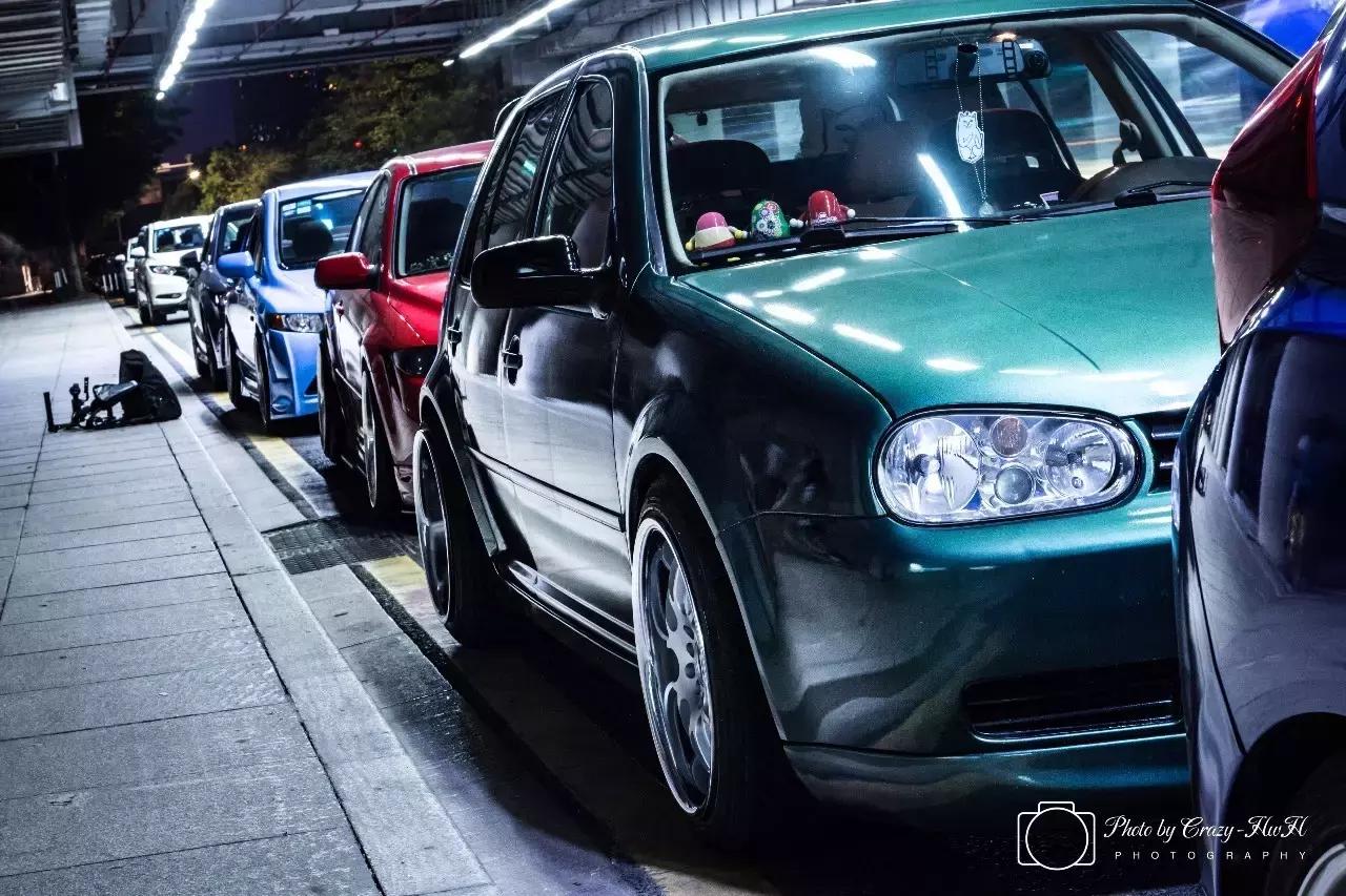 一个喜欢玩车的女司机,喜欢玩飞车的女生是什么性格