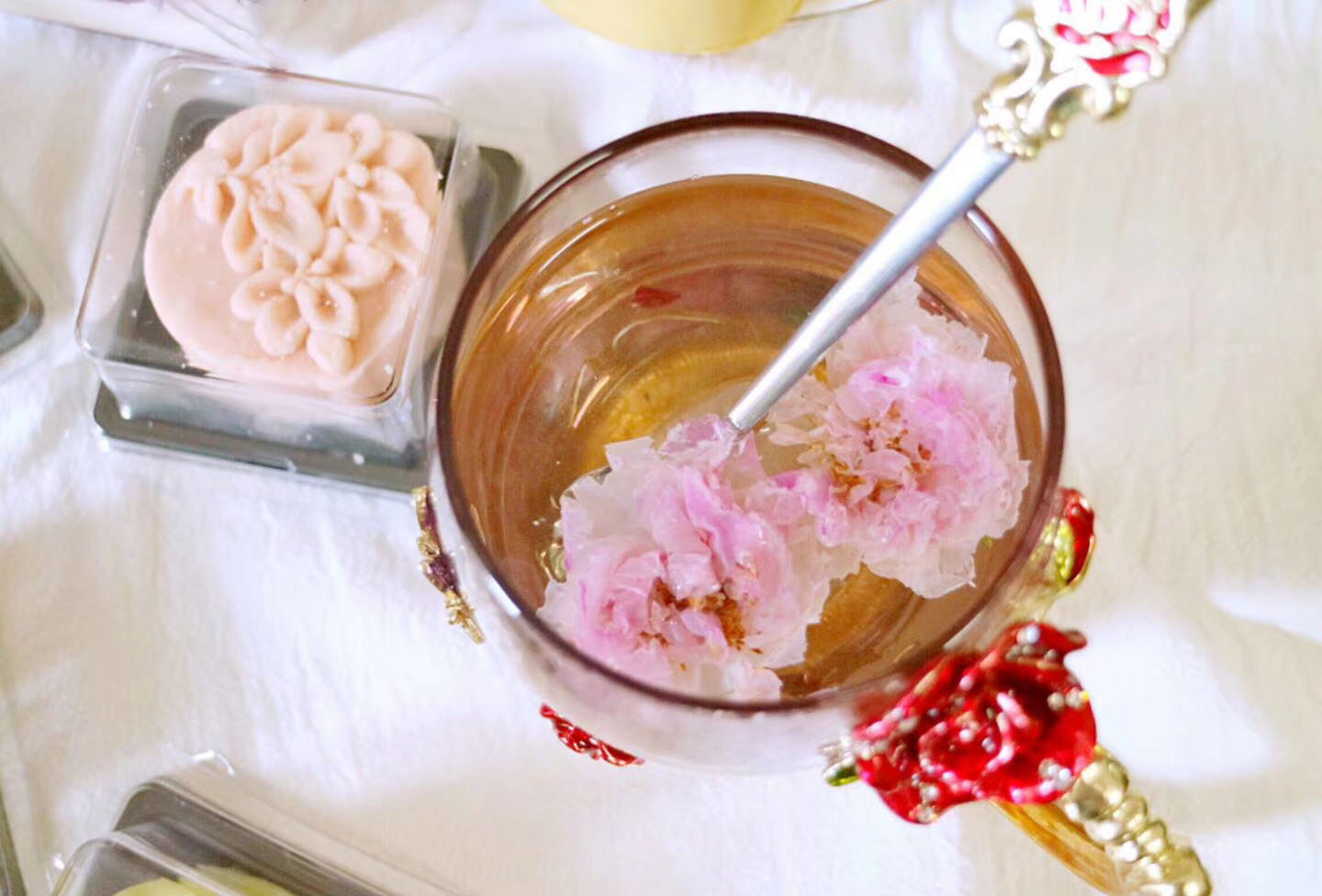 玫瑰花和什么搭配疏肝解郁最好,哪种玫瑰花疏肝解郁效果最好