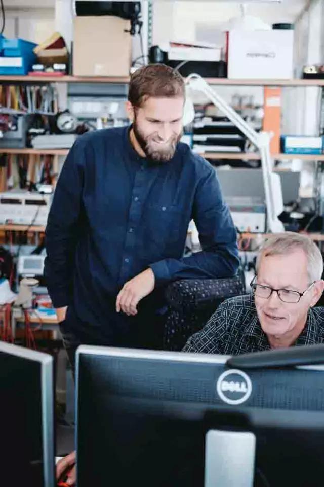 窥探世界顶级闪光灯背后的故事(内有成吨福利!)