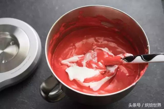 爆浆红丝绒蛋糕卷,颜值与口感并存的橙香蛋糕卷