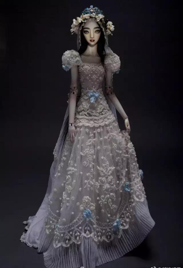 下血本！李晨花了200万为范冰冰定制了一个专属娃娃！