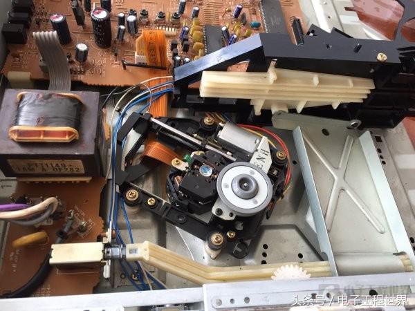 自己修理机器,自己动手维修设备设施