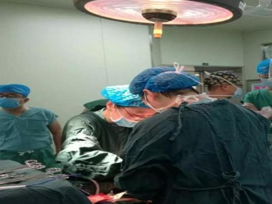 孕妇31周出血的原因是什么,怀孕27周有轻微出血