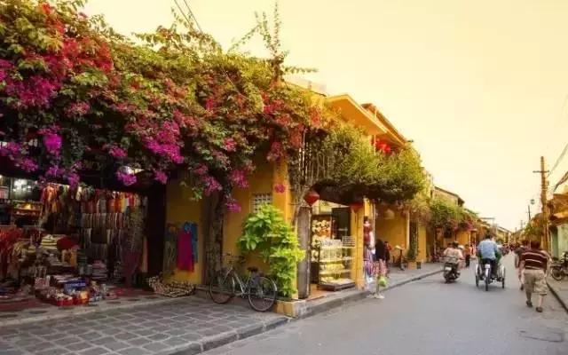 广州可以坐高铁去丽江吗,广州可以坐火车去越南吗