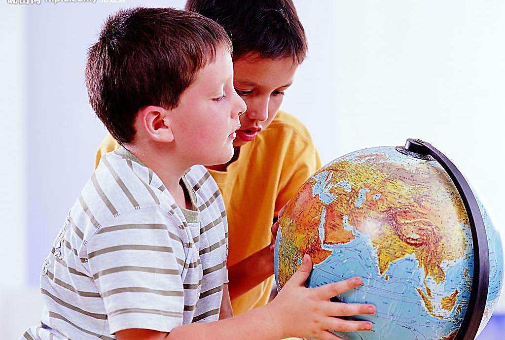 当发现孩子宿舍的灯没有关的时候，除了命令和责骂，还能怎么做？