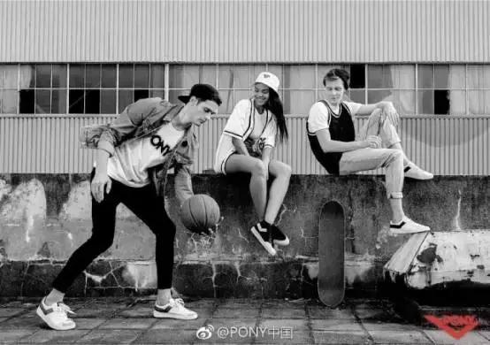 yeezy网红洞洞鞋,yeezysuperstar鞋