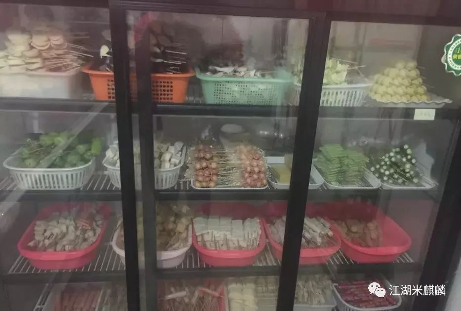 青岛吃海鲜攻略靠海边的地方,每年来青岛吃海鲜必去的地方