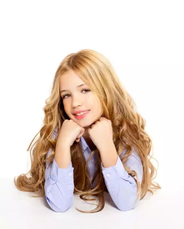 脸长高颧骨怎么改善,年纪大颧骨变高突出了