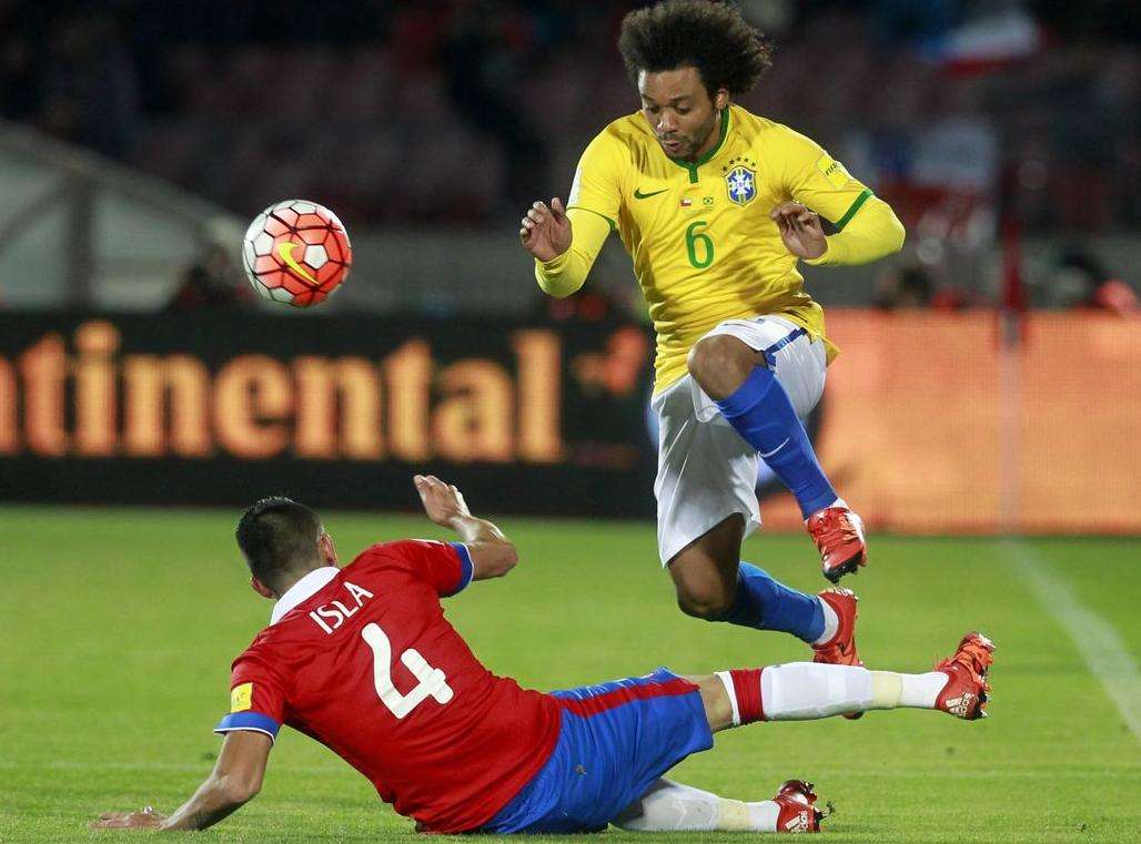 过人内马尔桑托斯,内马尔戏耍过人被打