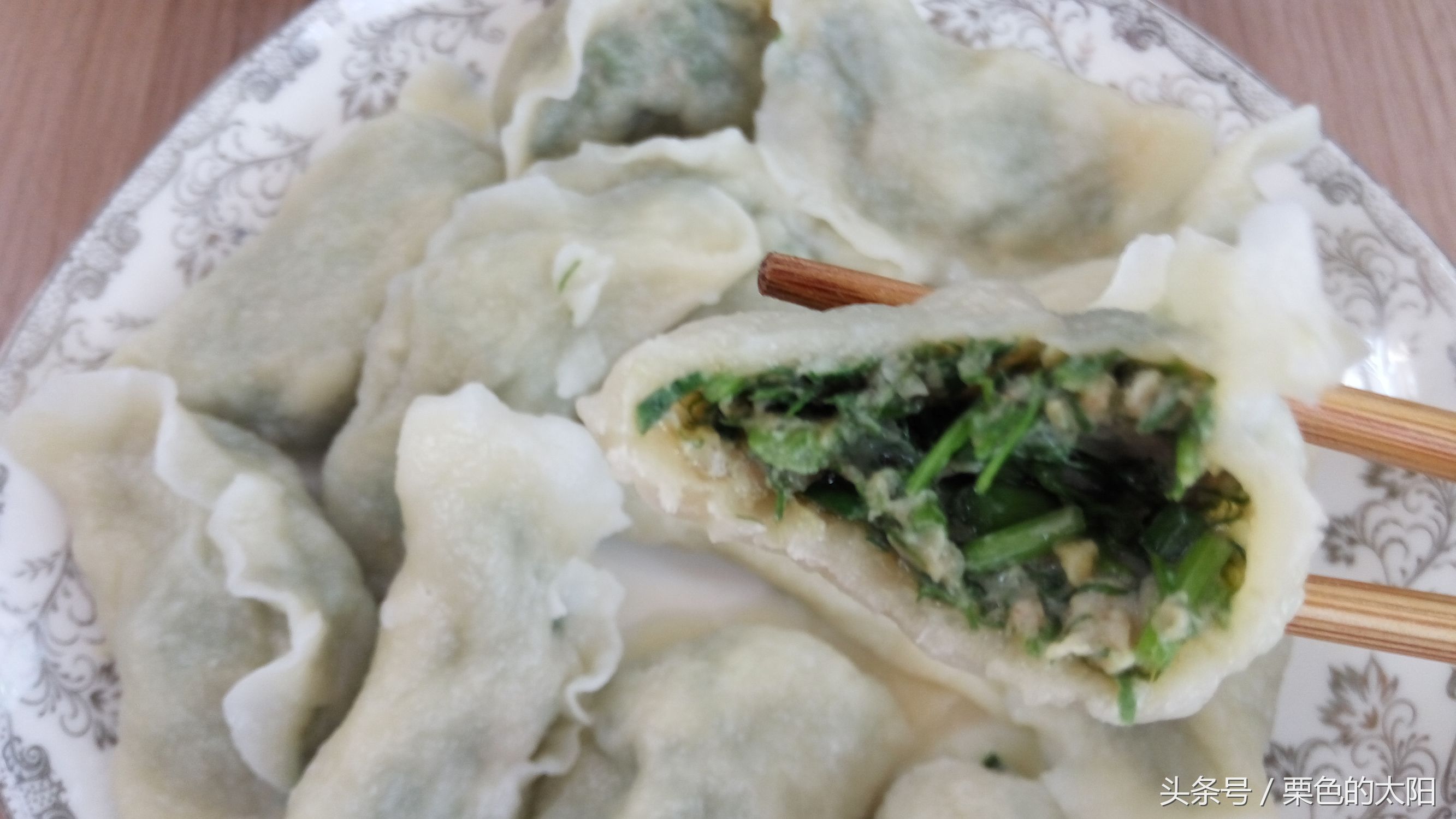 韭菜和茴香苗调馅怎样不出汤,茴香鸡蛋韭菜馅饺子怎么做最香