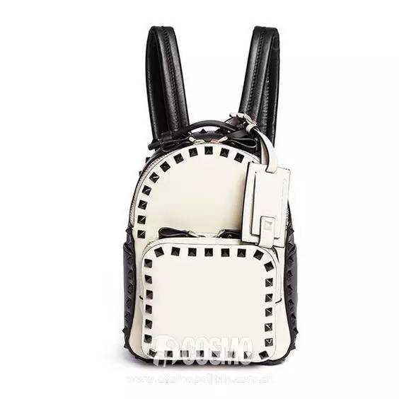 花里胡哨双肩包推荐,耐看双肩包穿搭