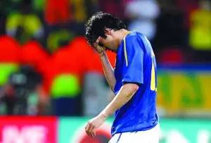 足球那些令人遗憾的场面,足球十大心酸时刻