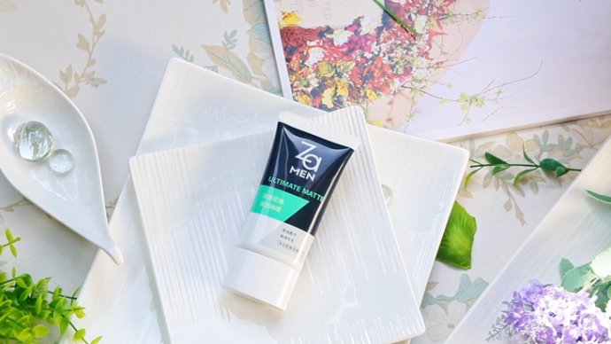 换季敏感修复水乳推荐薇诺娜,换季维稳修护水乳混油敏感肌