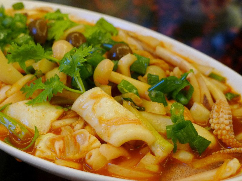 墨鱼嘴怎么炒好吃,墨鱼花炒什么好吃