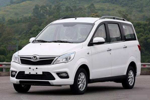 别老盯着宏光，真正的价格屠夫来了，空间比730更大，售价不到4万