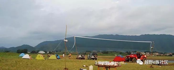 露营联谊活动,碧溪古镇露营搭帐篷