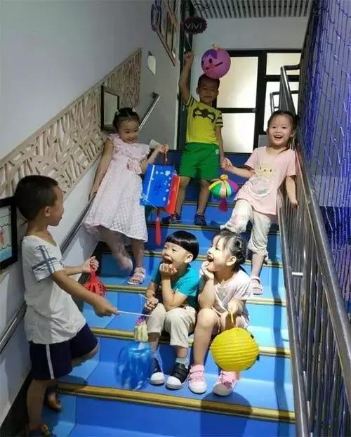 老师同学双节快乐,漂亮的老师祝你双节快乐