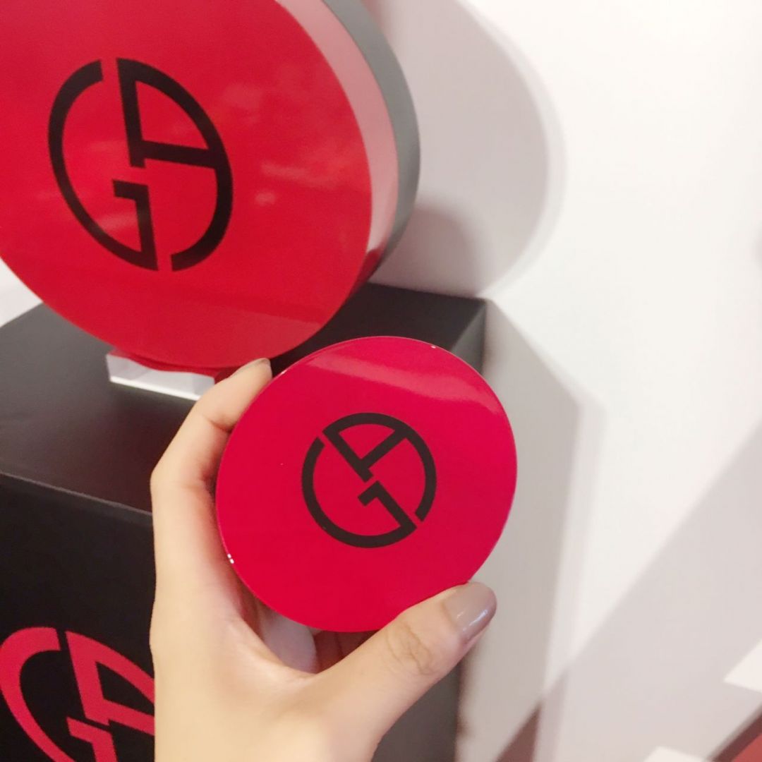 阿玛尼完美丝绒持久气垫粉饼,阿玛尼香奈儿气垫粉饼