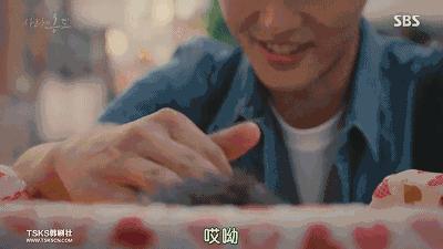 抛开狂撒鸡汤的烂俗剧情,没想到这部剧还有隐藏的看点