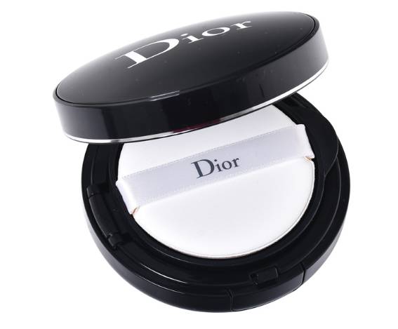 日上免税店有哪些化妆品品牌,香港dfs免税店里彩妆品牌多