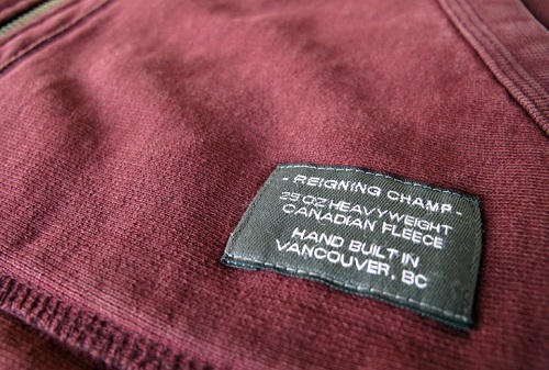 最适合年轻人买的衣服,最适合年轻人的名牌衣服