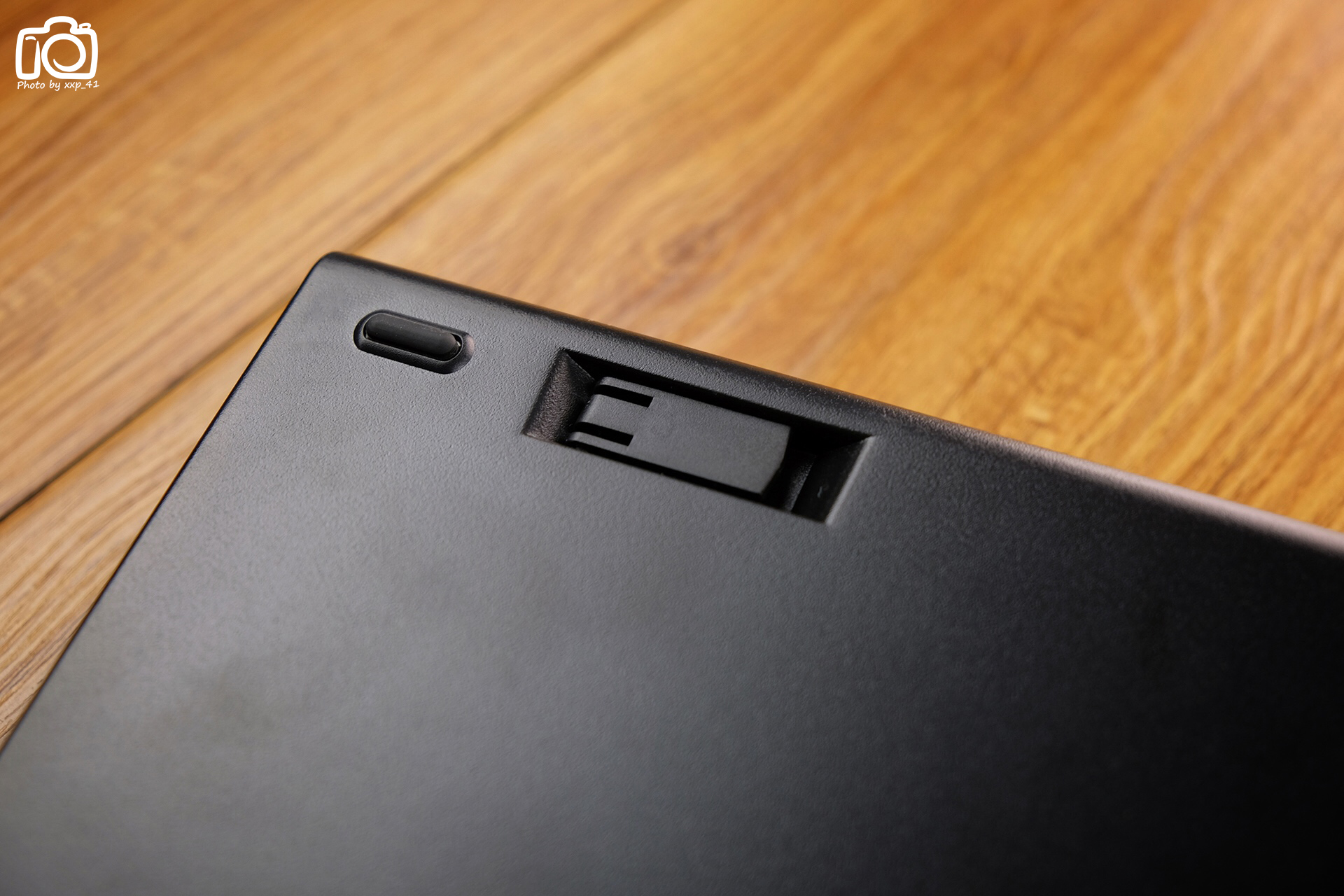 噼里啪啦打字噪，居然还防水：映泰沙漠方舟GK30青轴电竞机械键盘