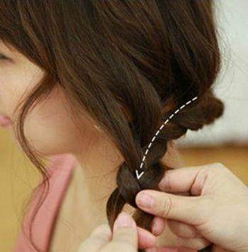 不披头散发的简约编发学生党,披头散发怎么编发可以维持时间长