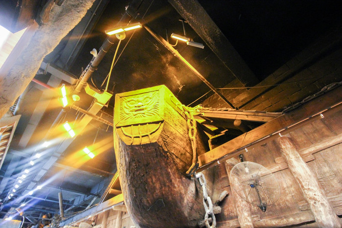 带着寻宝记游遍祖国大好河山,带着挖机去海边度假