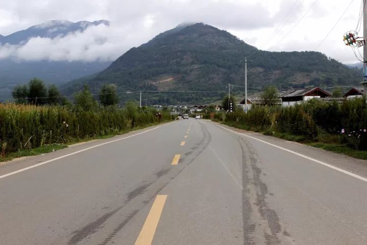 丽江拉市海马场现状,丽江拉市马场最新消息