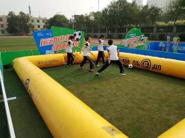 分享5个很酷的足球技巧,让你轻松学一下足球