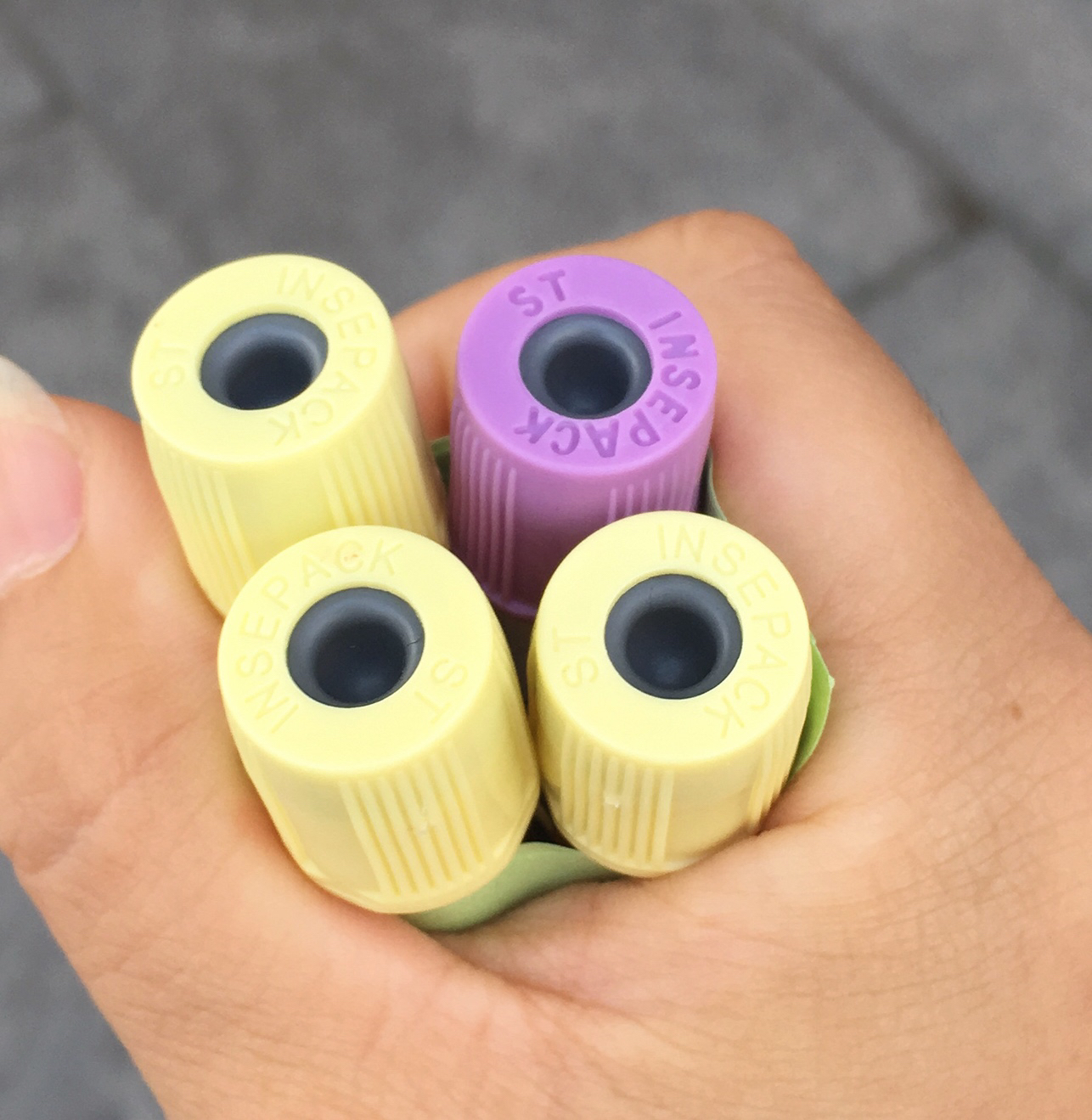 宝宝皮肤比较黑和饮食有关系吗,宝宝皮肤黑吃点什么