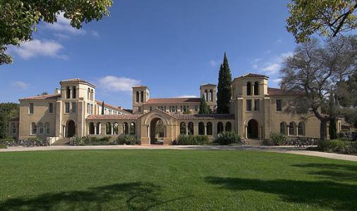 2017最具创新力大学，斯坦福三连冠，中国仅清华北大浙大入围