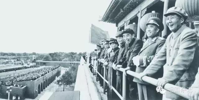 *云陈**评*德朱**：一望而知为武人，言谈间毫无傲慢人亦和气